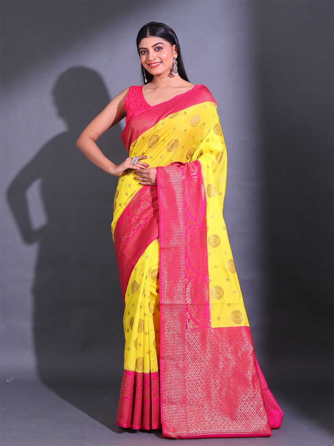 

Charukriti Ethnic Motif Woven Design Zari Saree, Yellow