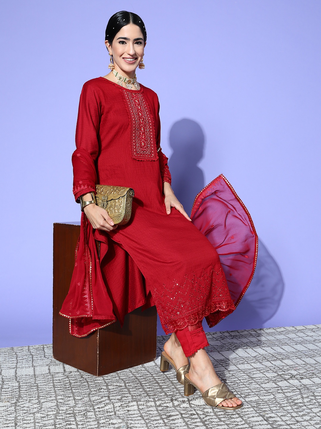 

Sangria Floral Embroidered Regular Sequinned Kurta with Trousers & With Dupatta, Maroon