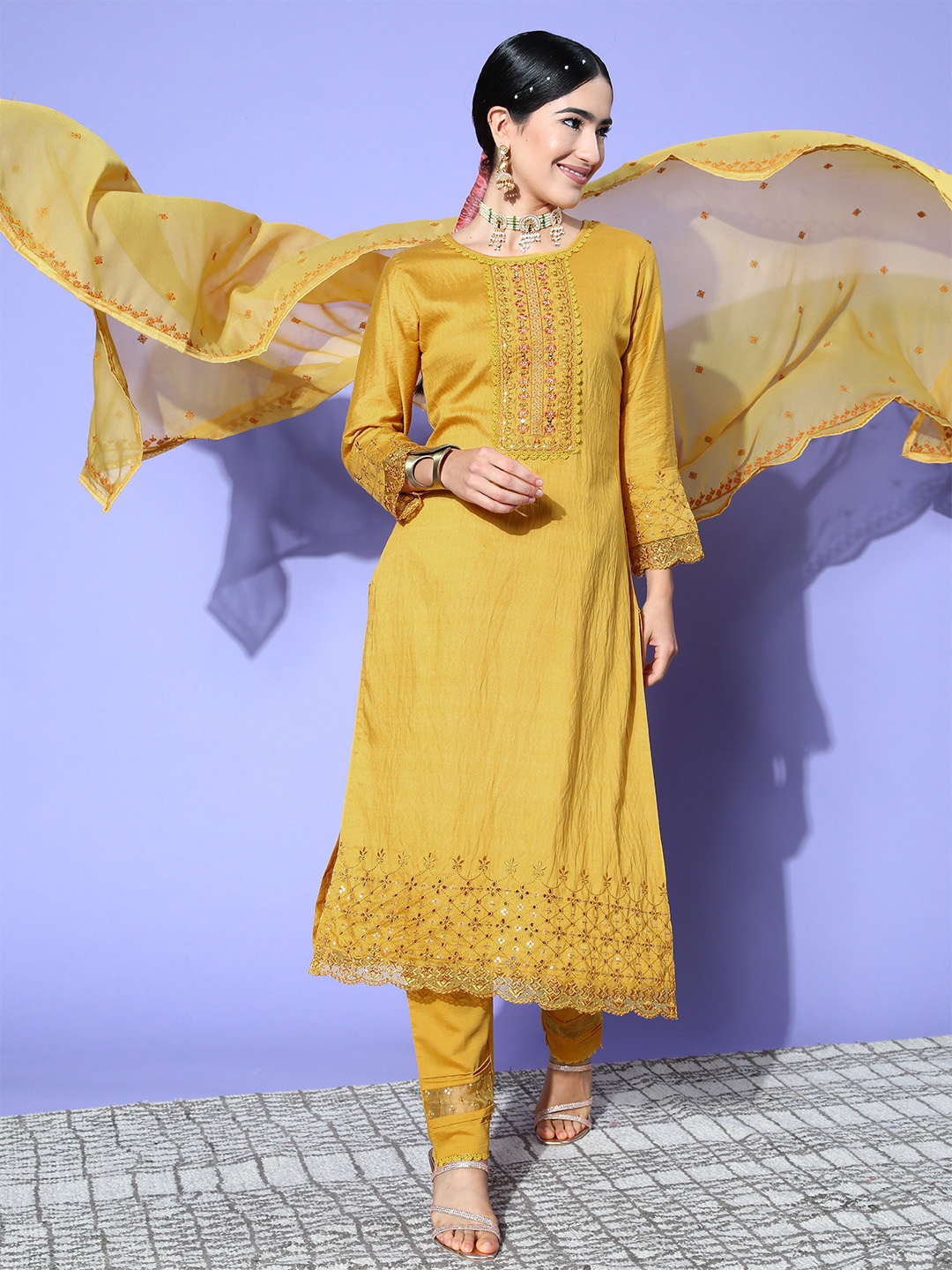 

Sangria Floral Embroidered Regular Sequinned Kurta with Trousers & With Dupatta, Yellow