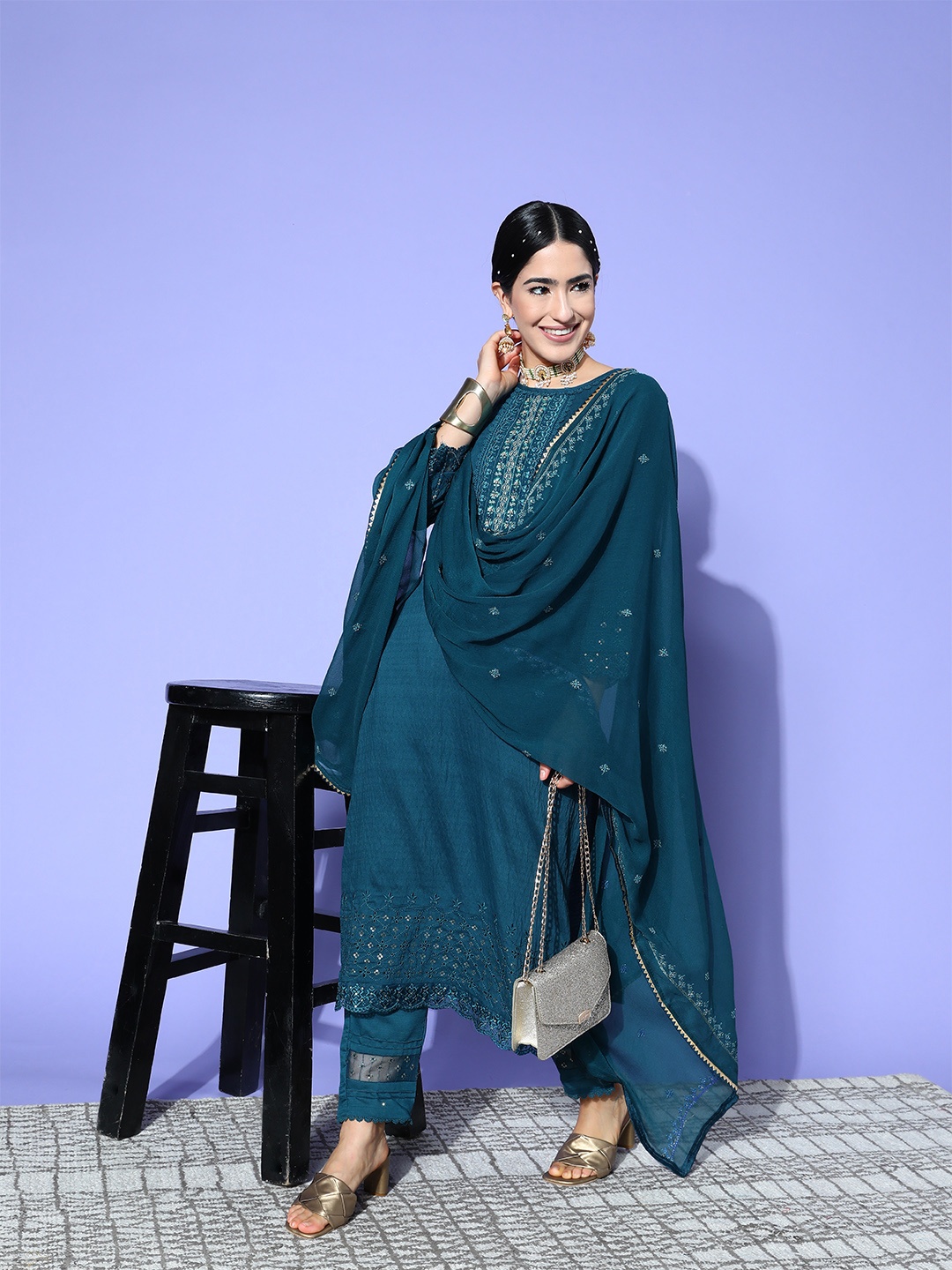 

Sangria Floral Embroidered Regular Sequinned Kurta with Trousers & With Dupatta, Navy blue