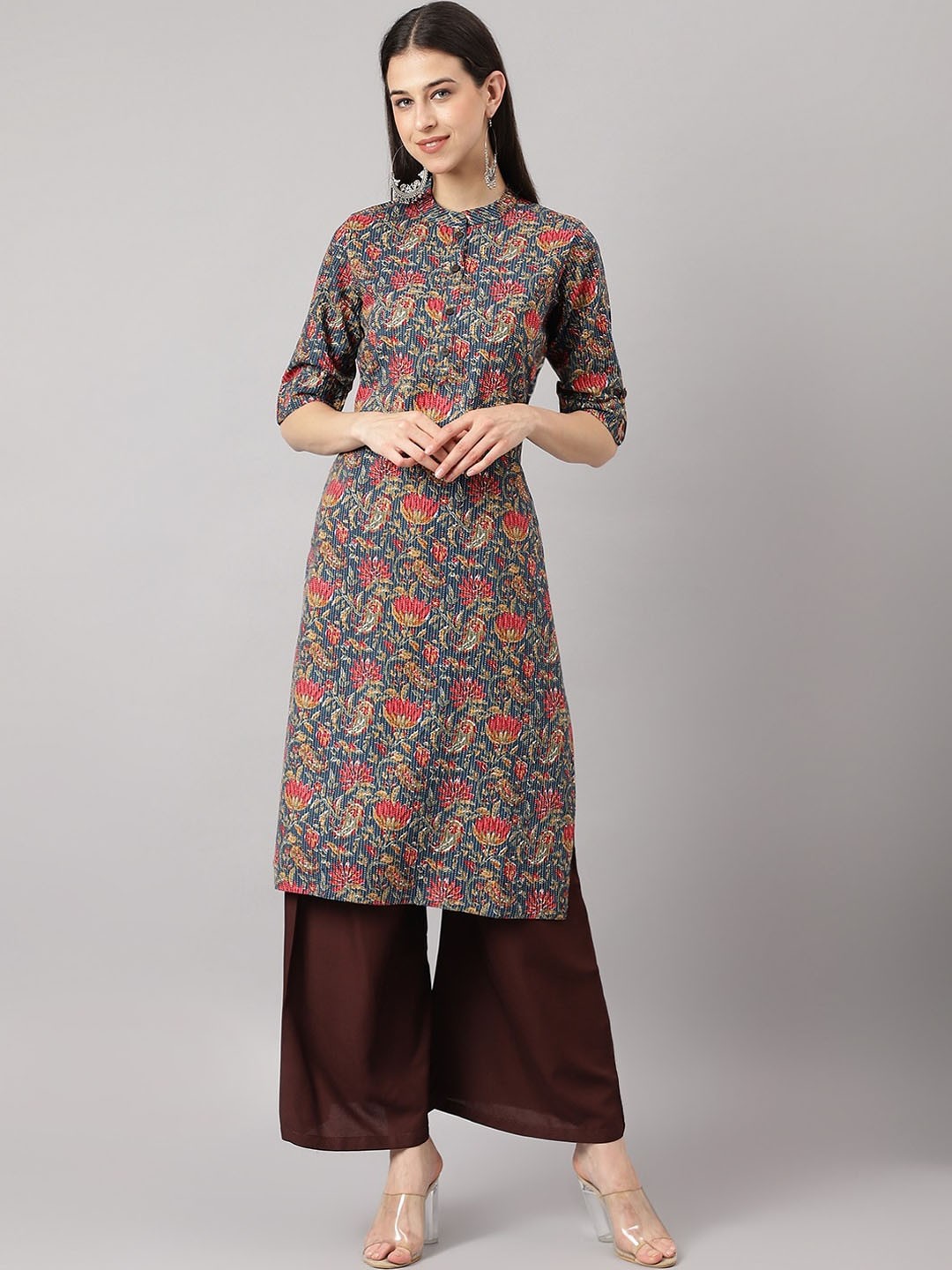 

Divena Floral Printed Thread Work Pure Cotton Kurta, Blue