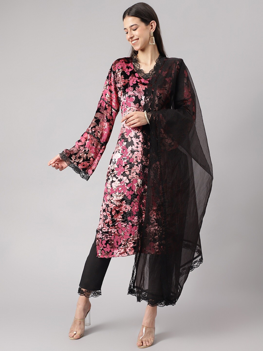 

Divena V-Neck Floral Printed Velvet Straight Kurta with Trousers & Dupatta, Black