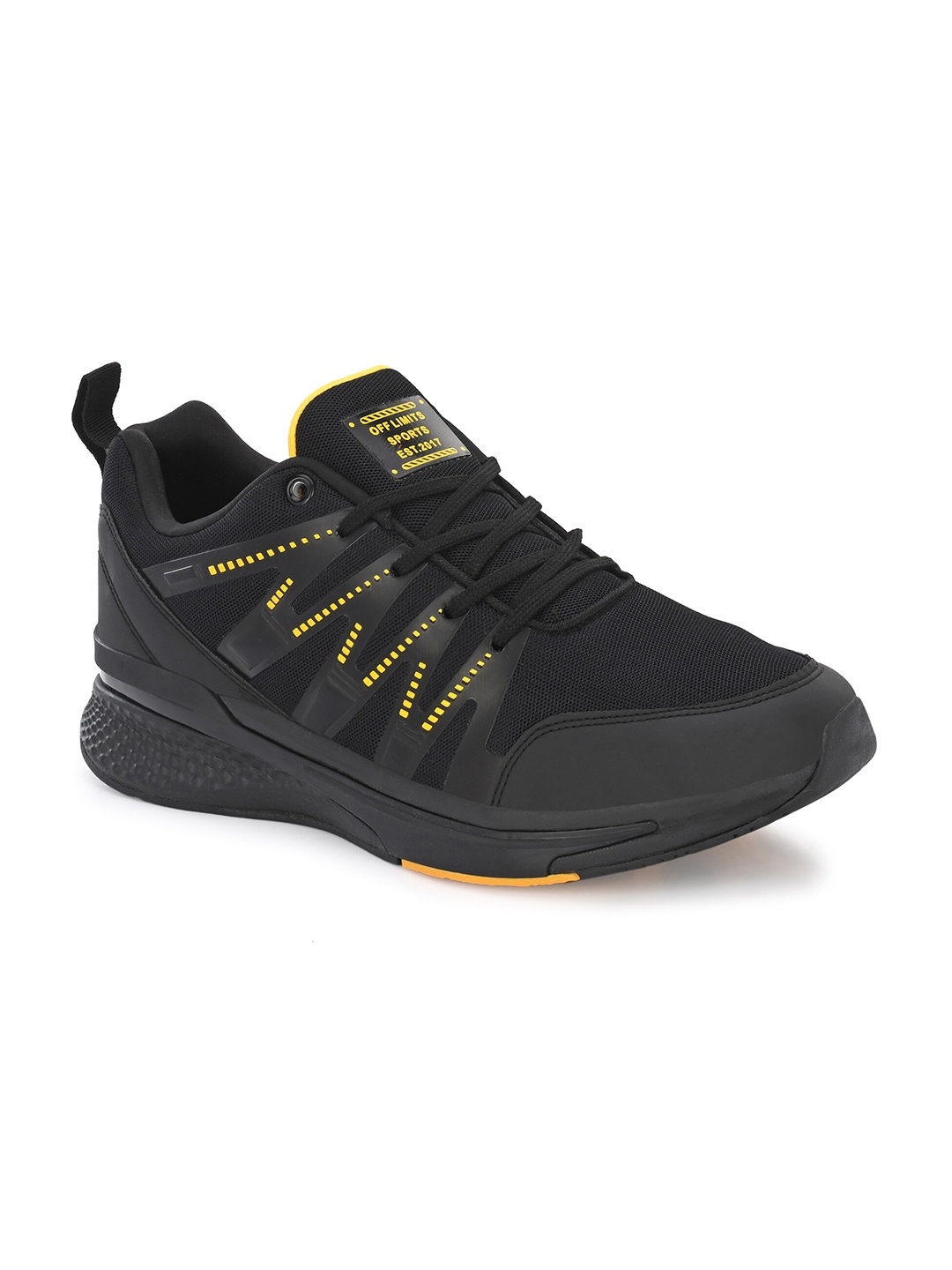 

OFF LIMITS Men Mesh Non-Marking Running Shoes, Black