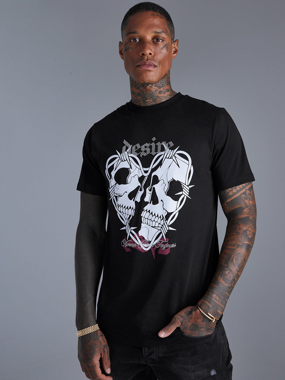 

boohooMAN Graphic Printed T-shirt, Black
