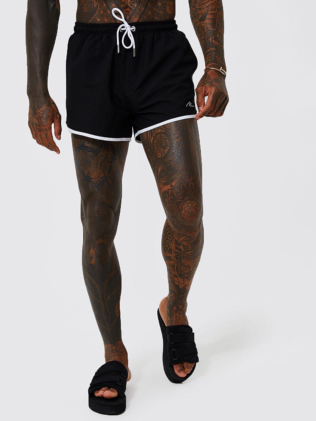 

boohooMAN Signature Runner Swim Shorts, Black