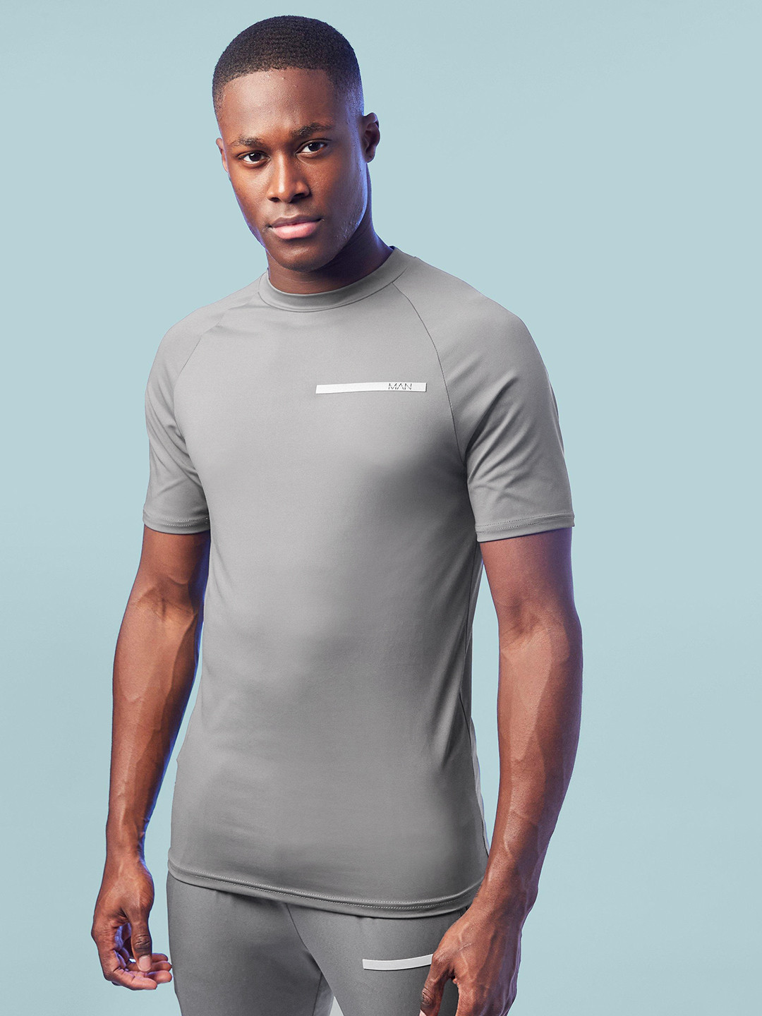 

boohooMAN Active Performance T-shirt, Grey