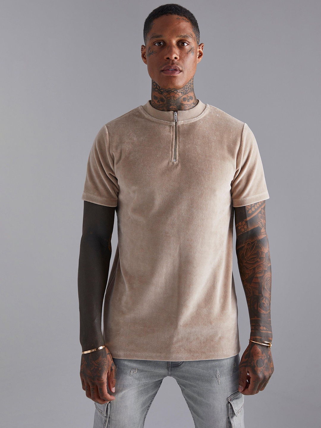 

boohooMAN Henley Neck Slim Fit Velour T-shirt, Beige