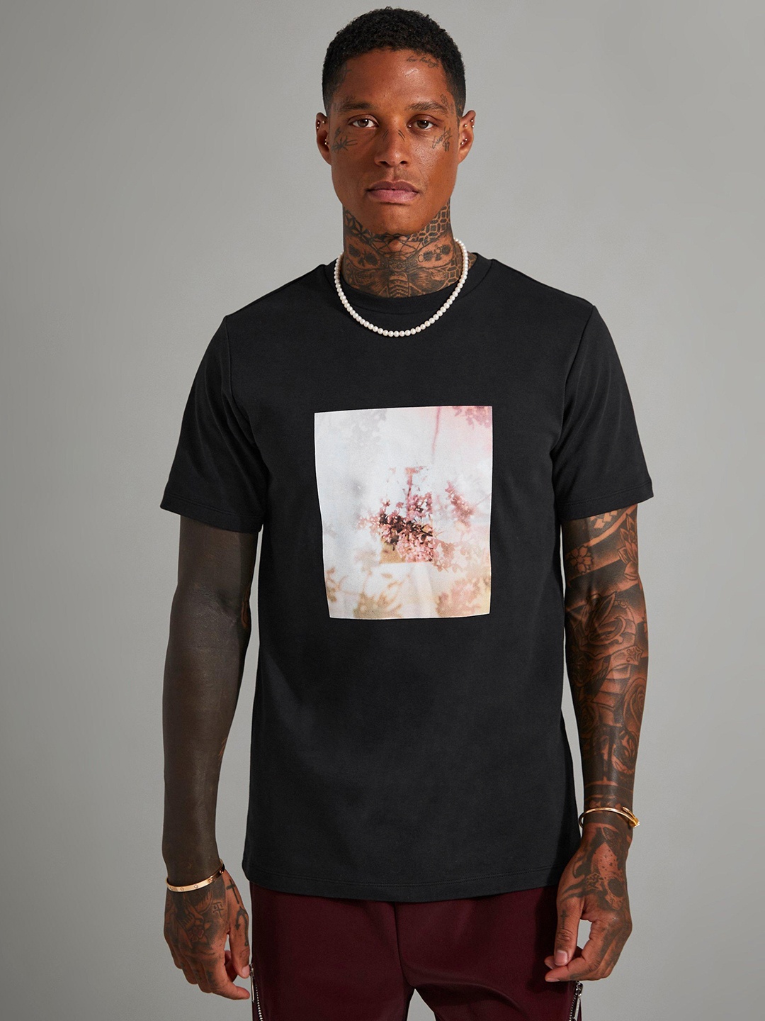 

boohooMAN Floral Printed Pure Cotton Slim Fit T-shirt, Black