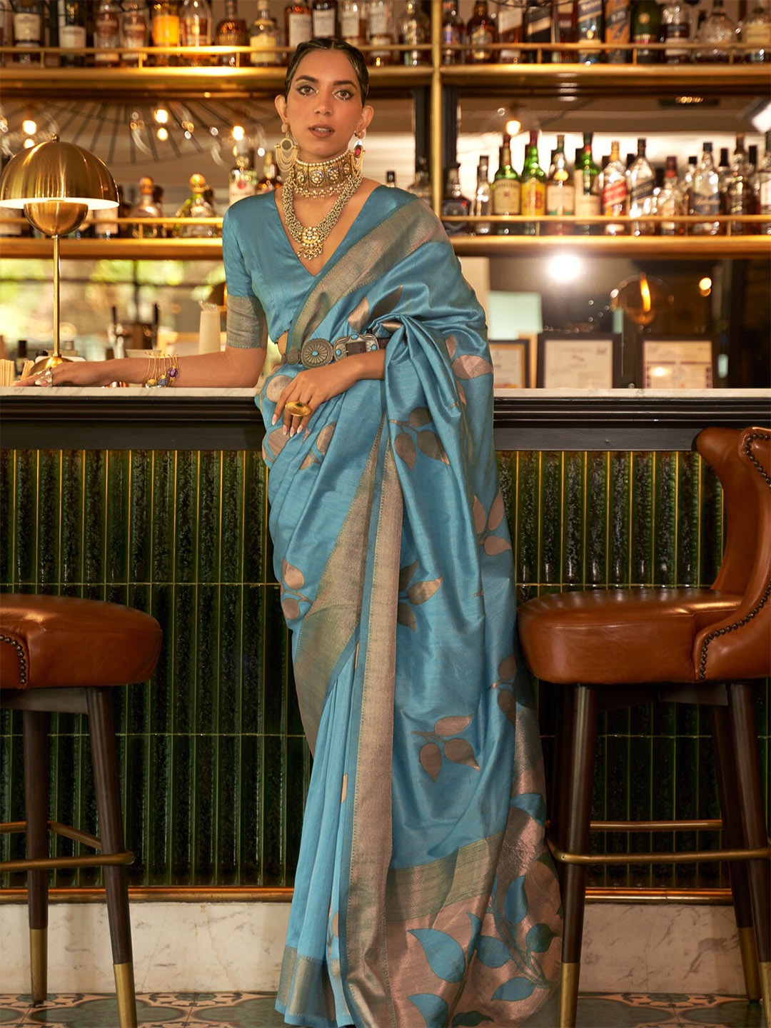 

ODETTE Ethnic Motifs Woven Design Zari Saree, Blue