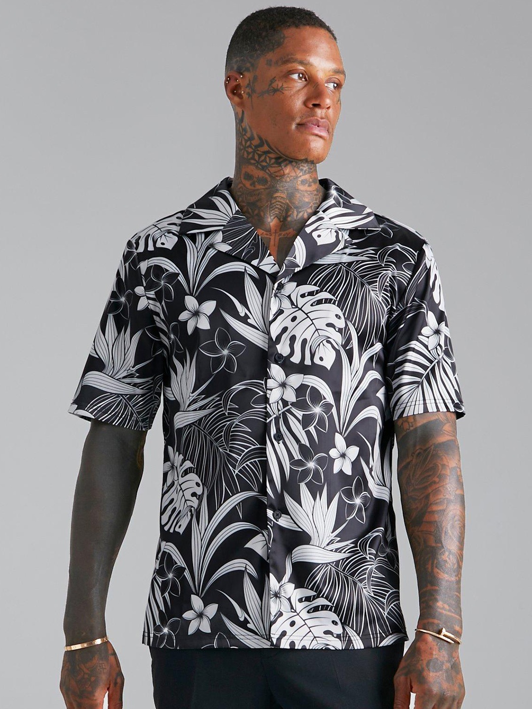 

boohooMAN Floral Print Satin Finish Shirt, Black