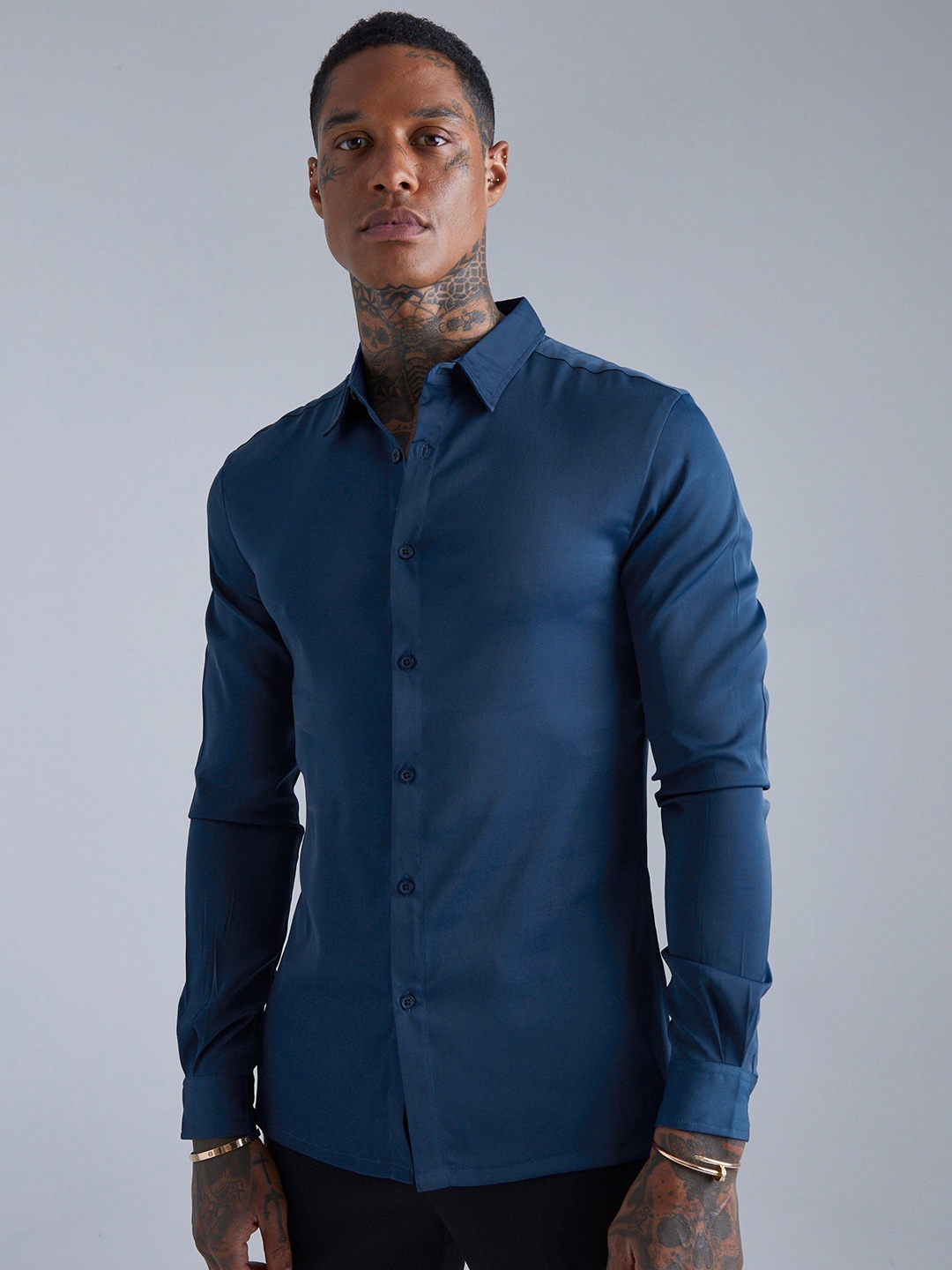 

boohooMAN Satin Casual Shirt, Navy blue