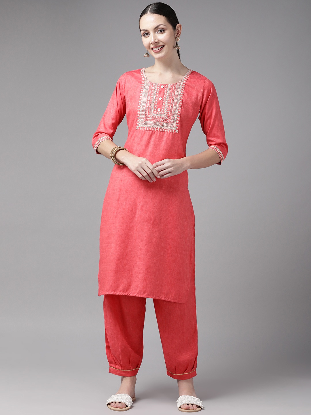 

Aarika Ethnic Motifs Embroidered Sequinned Pure Cotton Kurta with Salwar, Pink