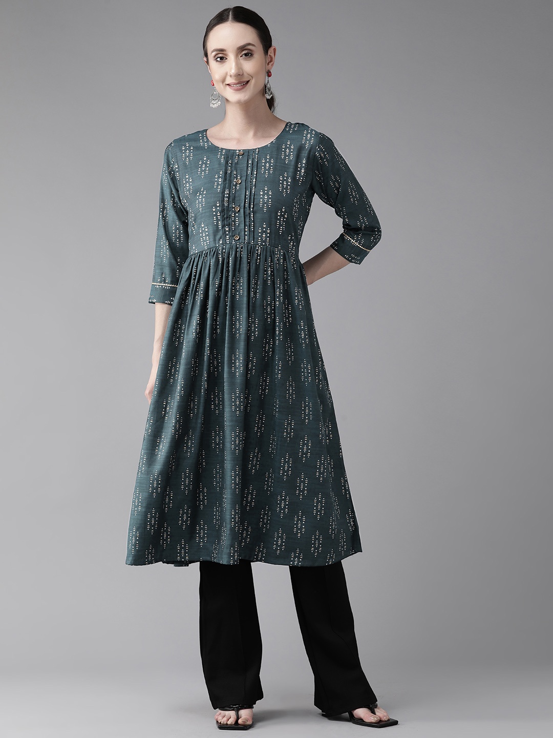 

Aarika Ethnic Motifs Printed Cotton Kurta, Green