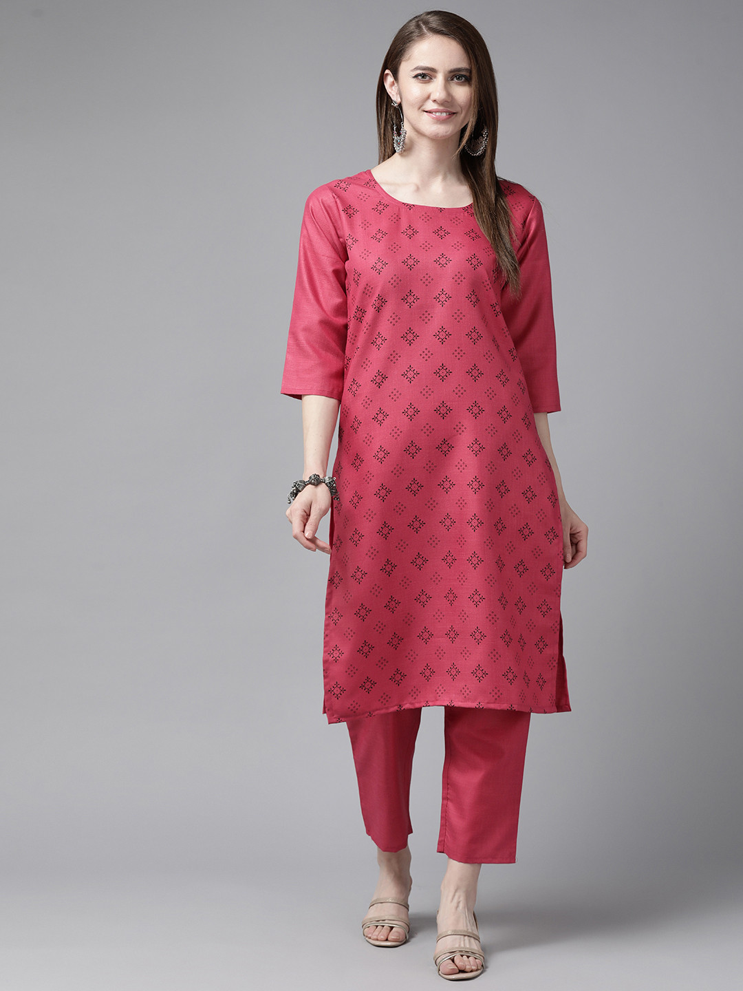 

Aarika Women Pink Printed Pure Cotton Kurta with Trousers