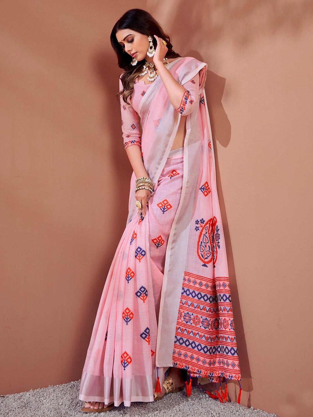 

KARAGIRI Ethnic Motifs Woven Design Zari Saree, Pink