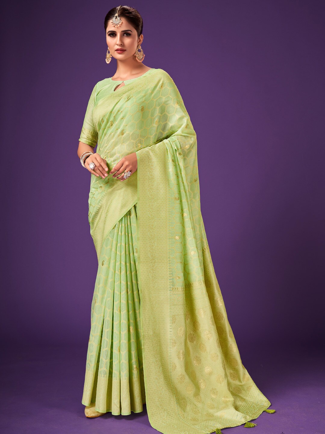 

KARAGIRI Woven Design Zari Saree, Lime green