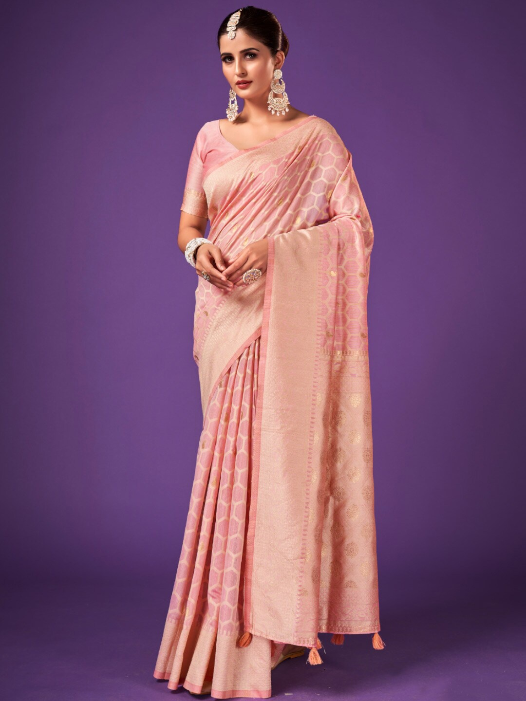 

KARAGIRI Geometric Woven Design Zari Saree, Pink