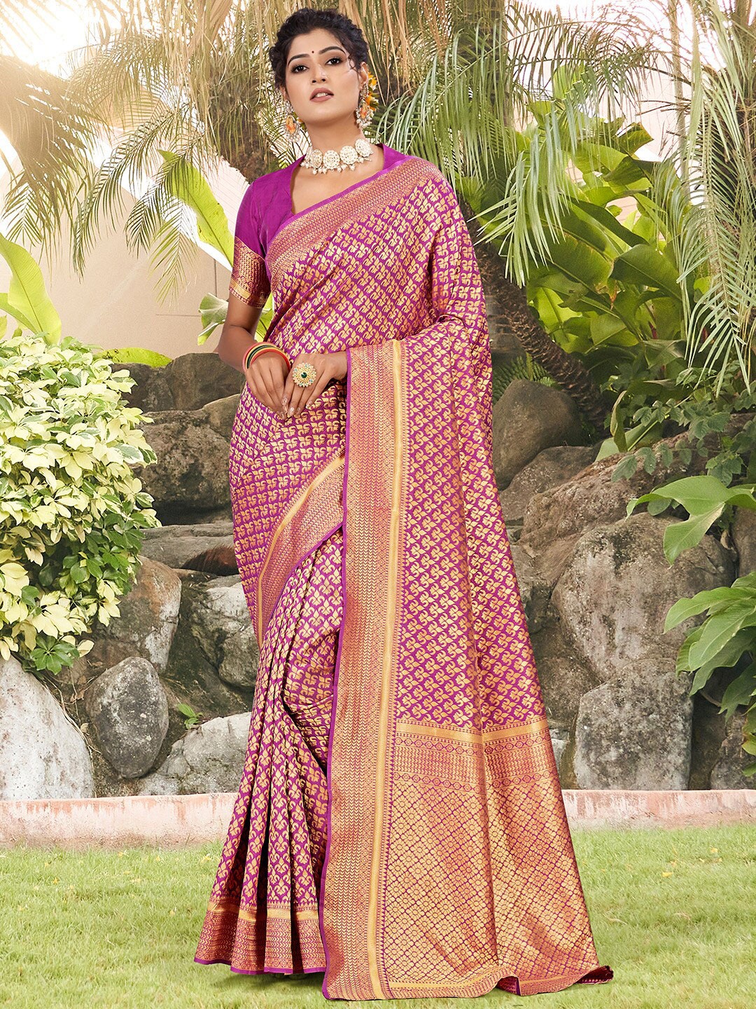 

KARAGIRI Ethnic Woven Design Zari Banarasi Saree, Pink
