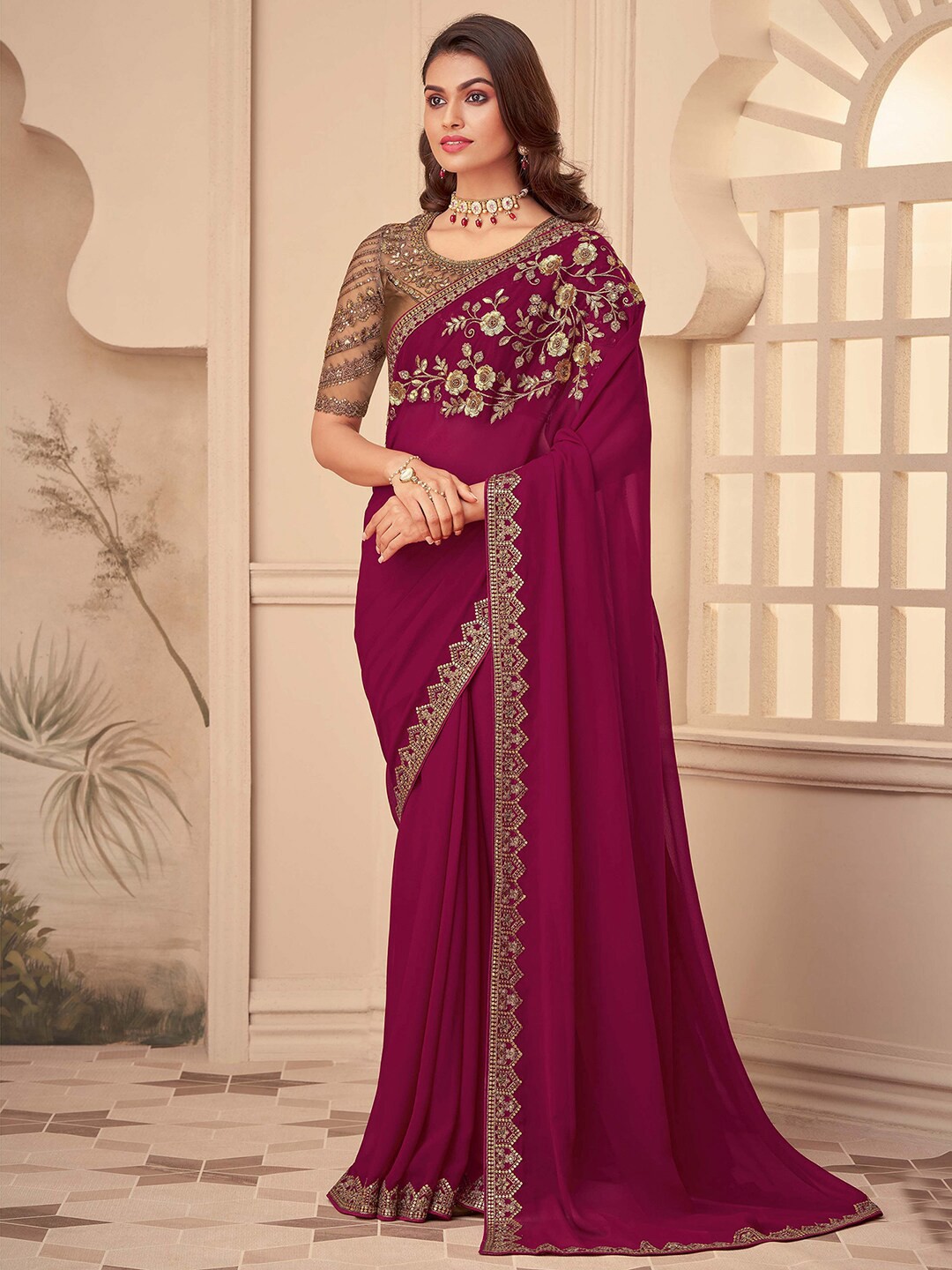 

Satrani Floral Embroidered Sequinned Pure Georgette Saree, Maroon