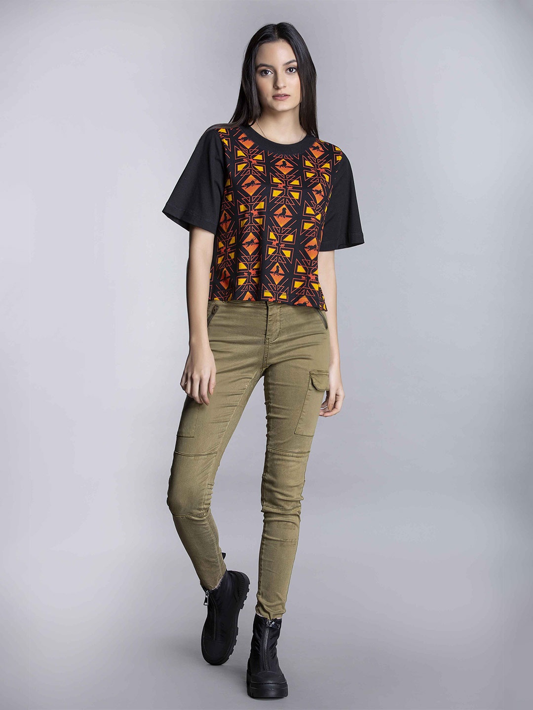 

MKOAL Round Neck Geometric Printed Cotton Top, Black