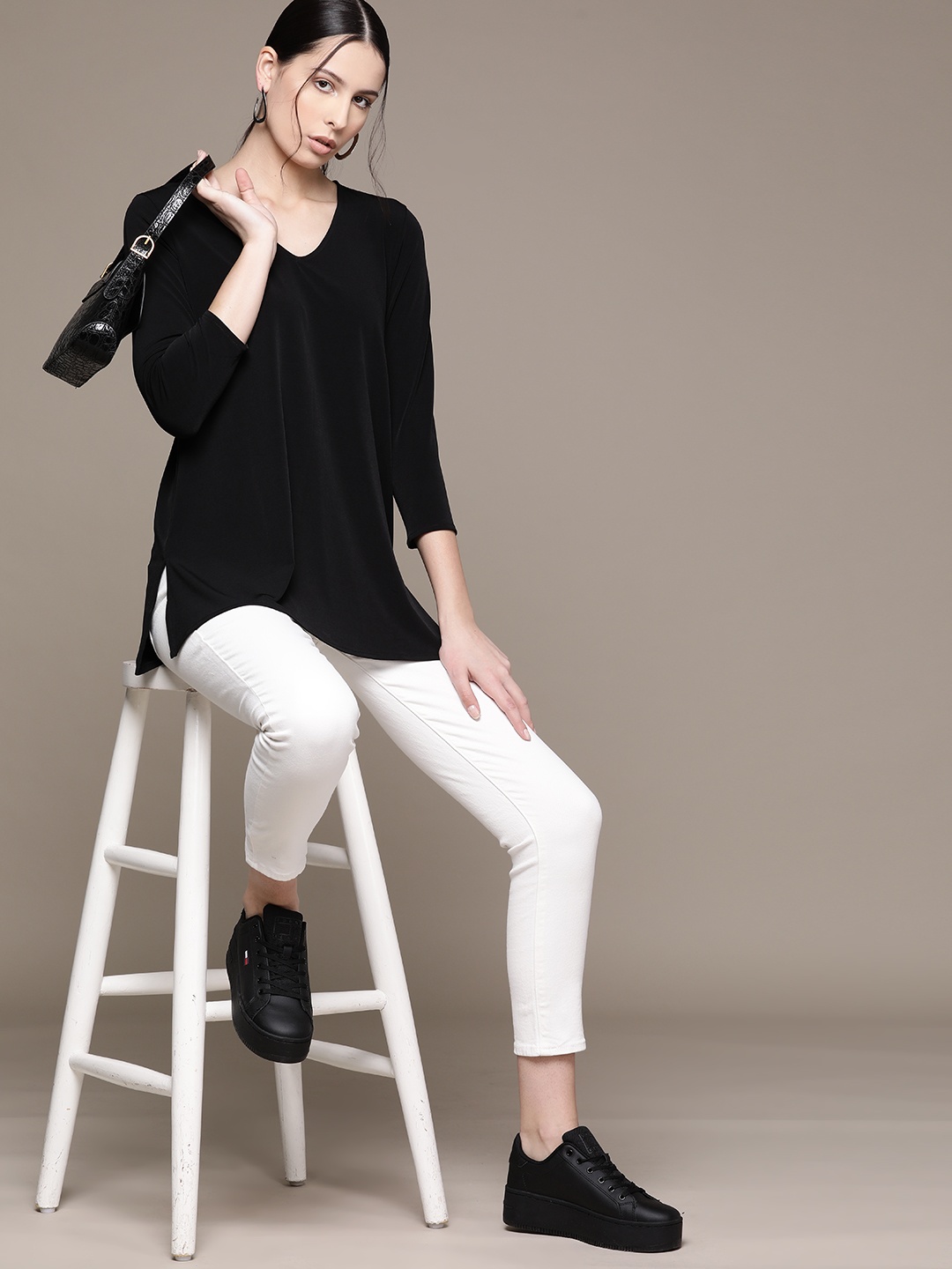 

Macy's Alfani Solid V-Neck High-Low Top, Black