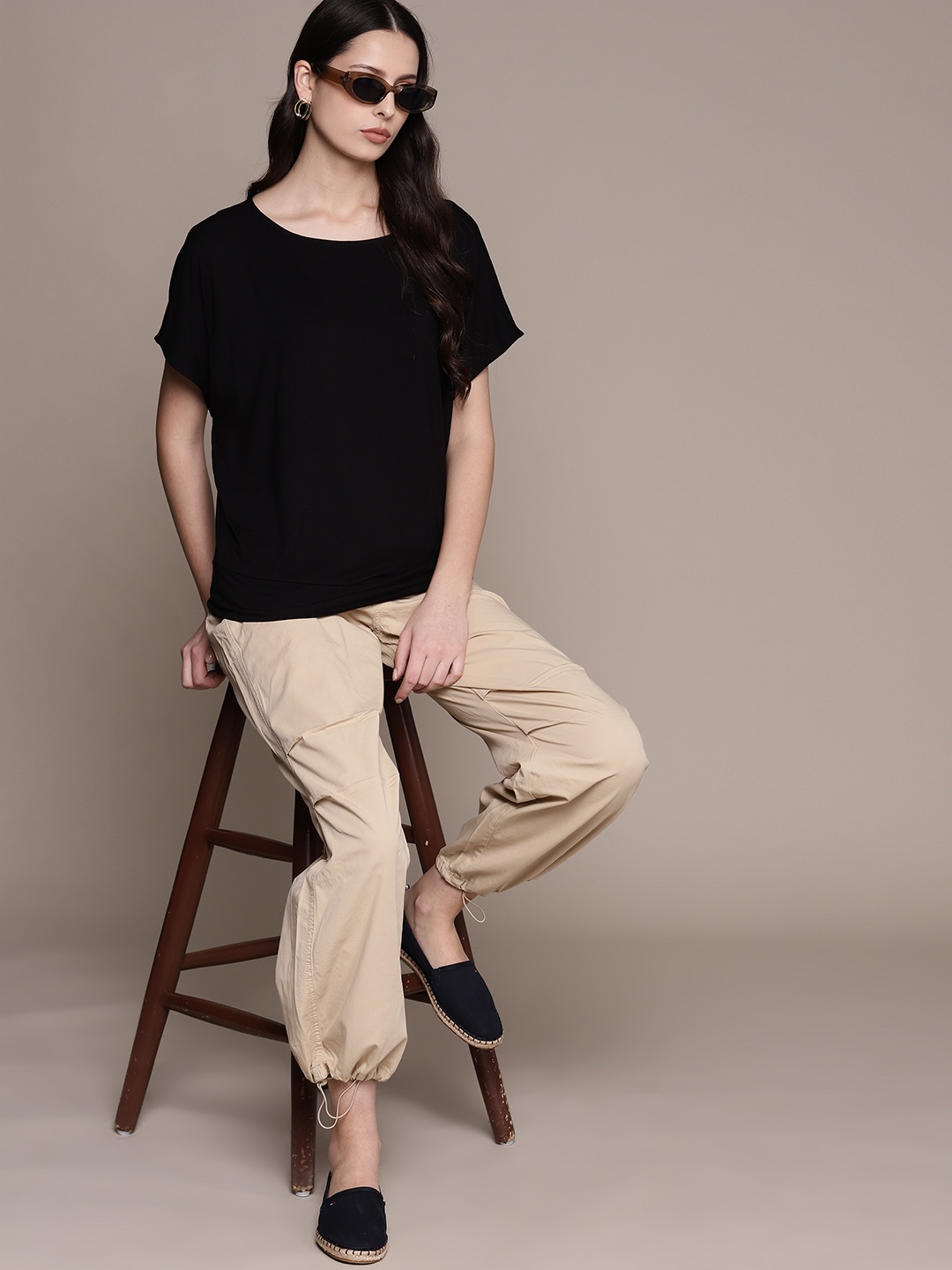 

Macy's Alfani Solid Extended Sleeves Top, Black
