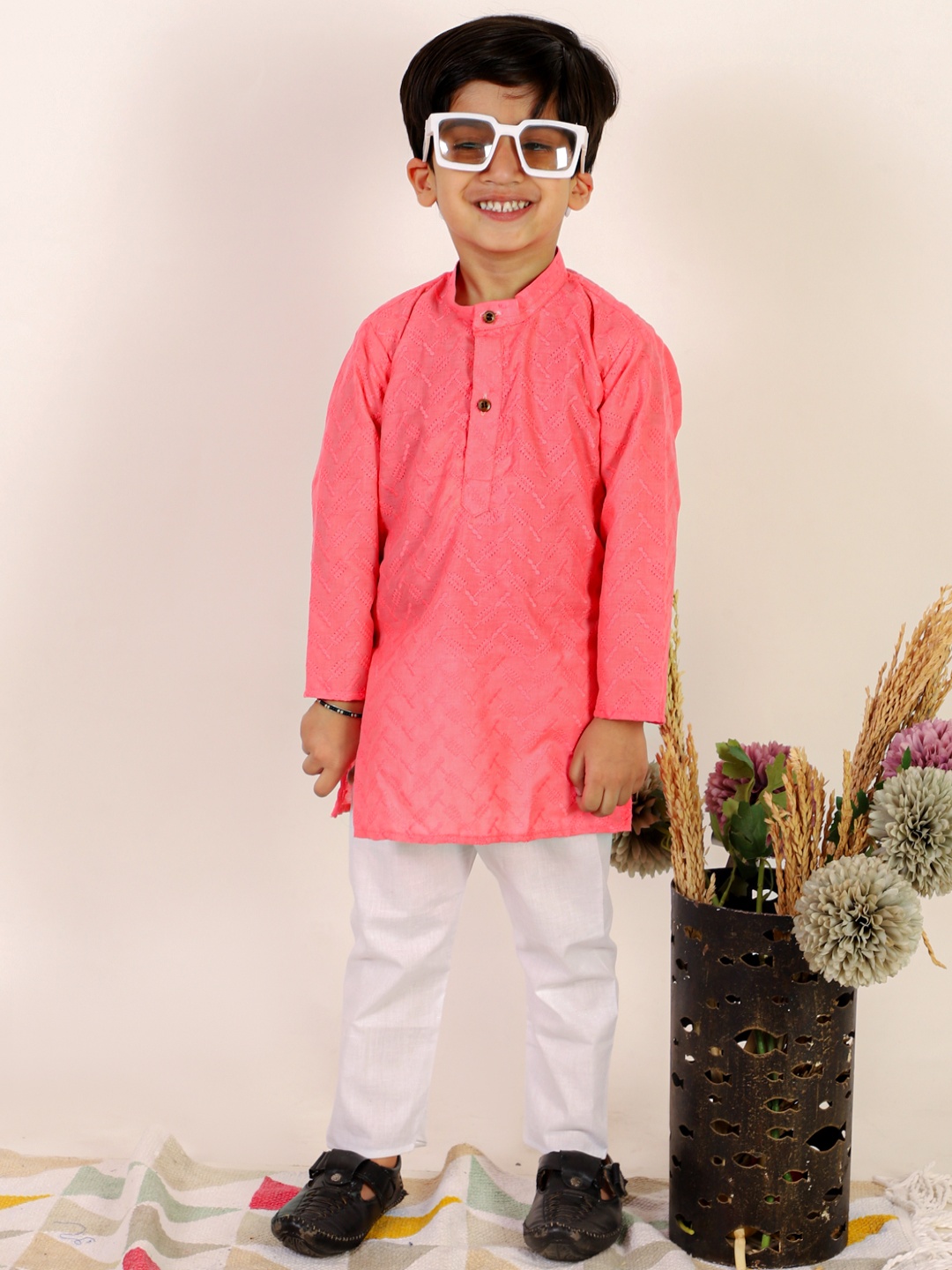 

Superminis Boys Geometric Embroidered Pure Cotton Kurta with Pyjamas, Peach