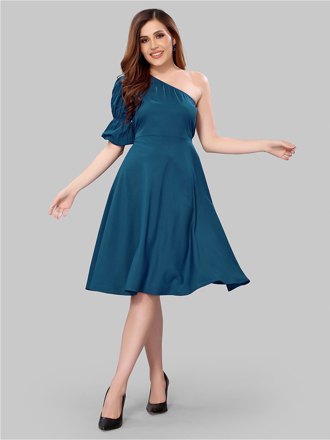 

Selvia Teal Dress