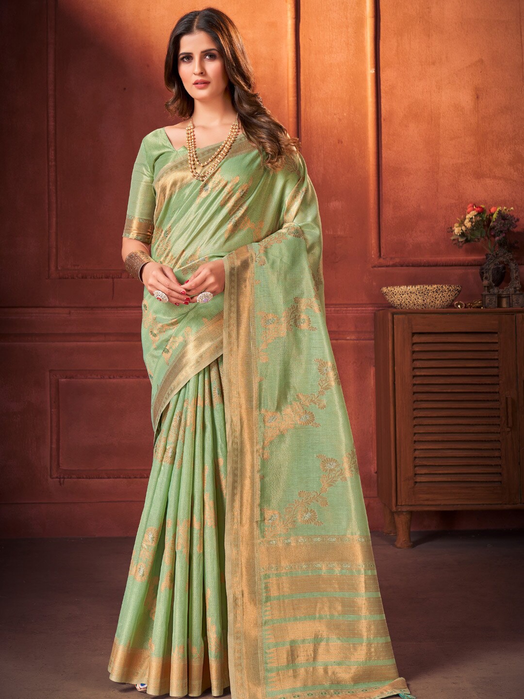 

KARAGIRI Floral Woven Design Zari Saree, Green