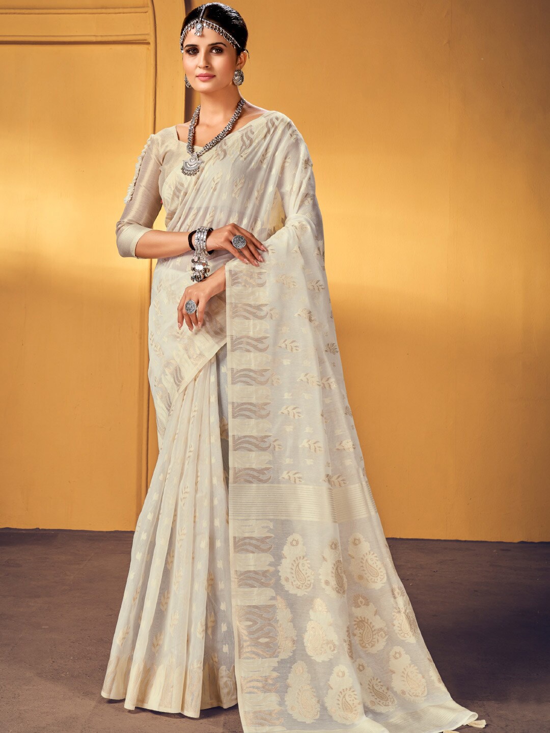 

KARAGIRI Floral Woven Design Zari Saree, White