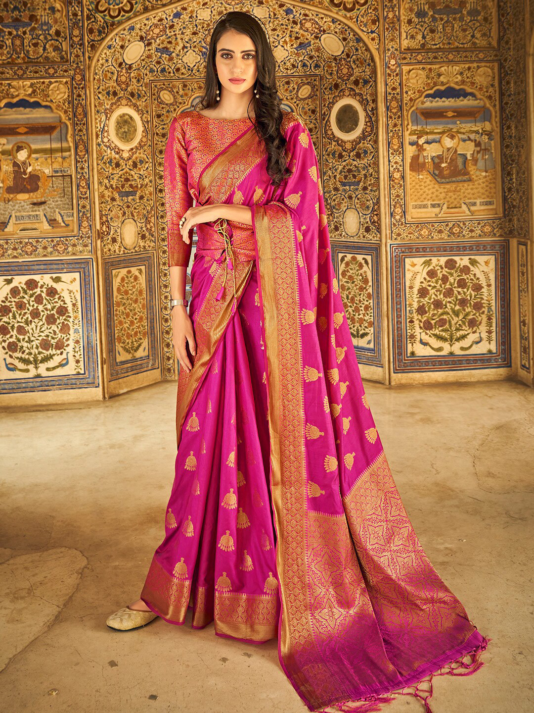 

KARAGIRI Ethnic Motif Woven Design Zari Saree, Pink