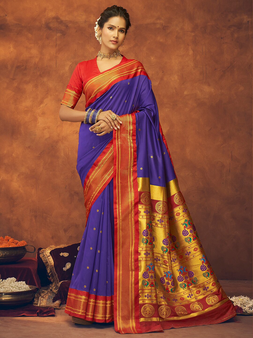 

KARAGIRI Floral Motif Woven Design Zari Paithani Saree, Violet