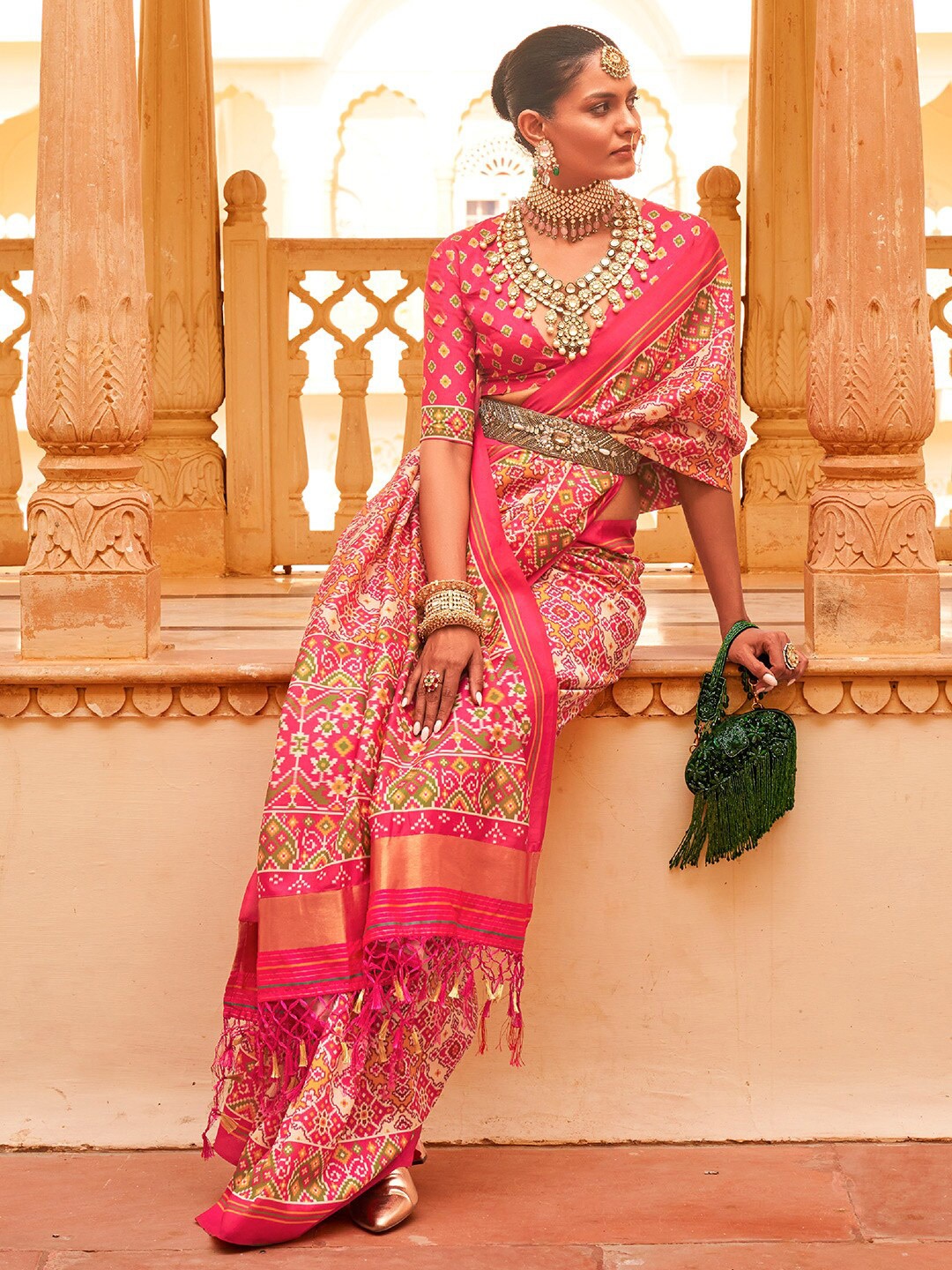

KARAGIRI Ethinic Motifs Woven Design Zari Patola Saree, Pink