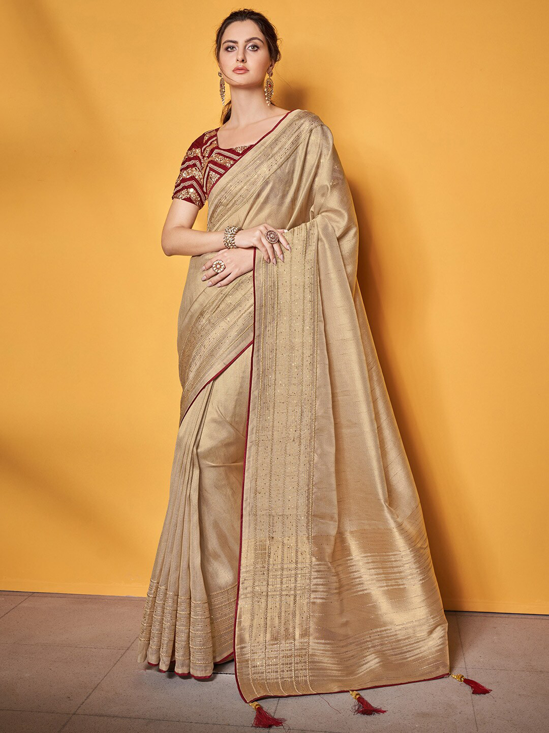 

KARAGIRI Sequinned Embellished Saree, Beige
