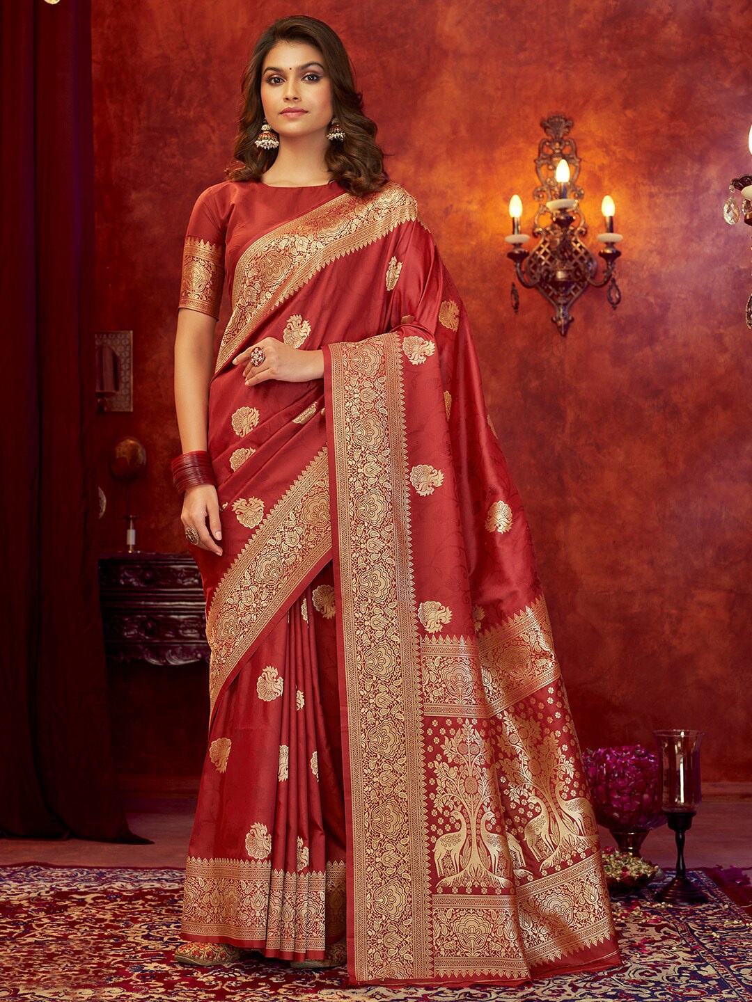 

KARAGIRI Ethnic Woven Design Zari Banarasi Saree, Red