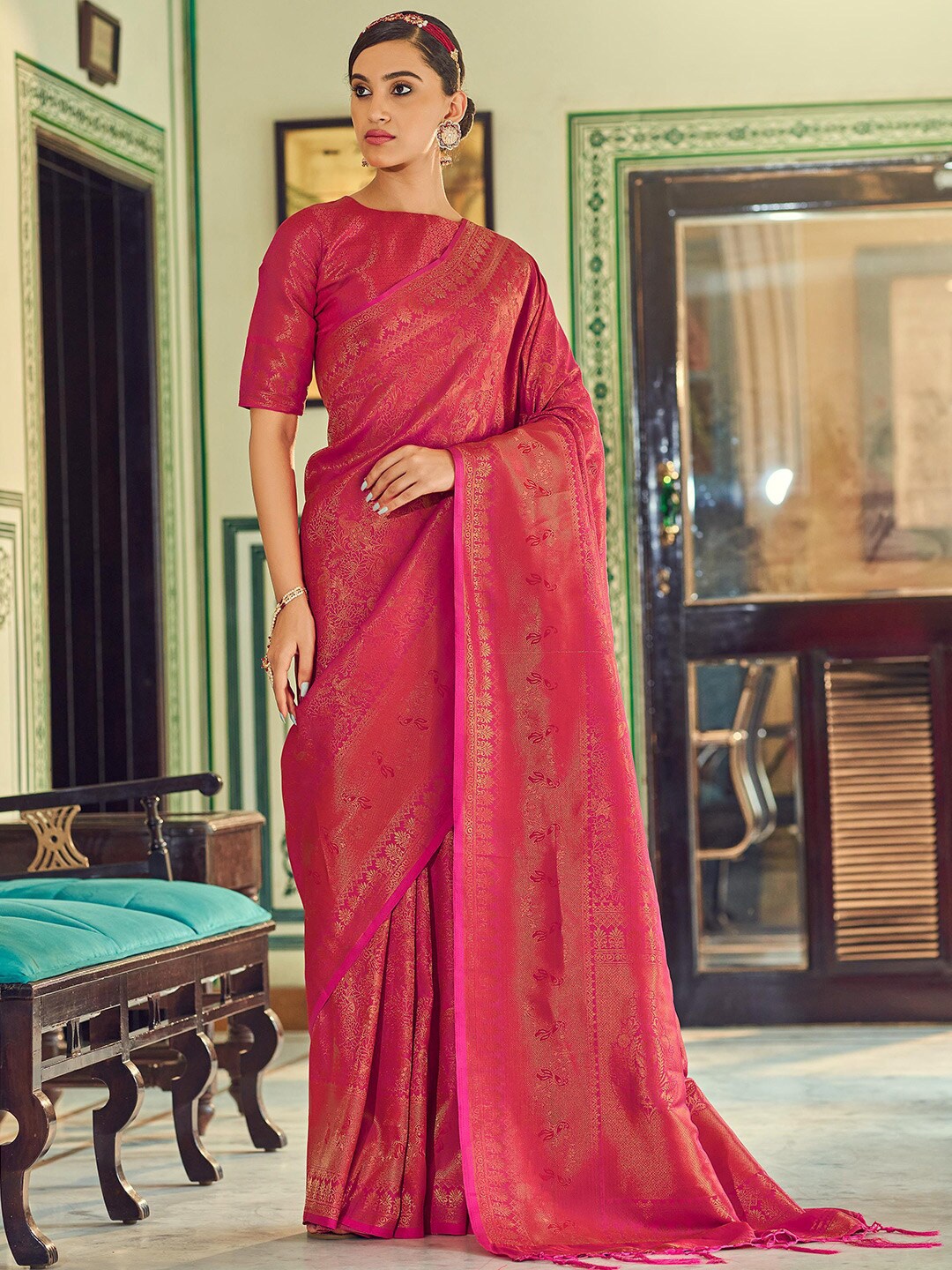 

KARAGIRI Floral Woven Zari Silk Blend Saree, Pink