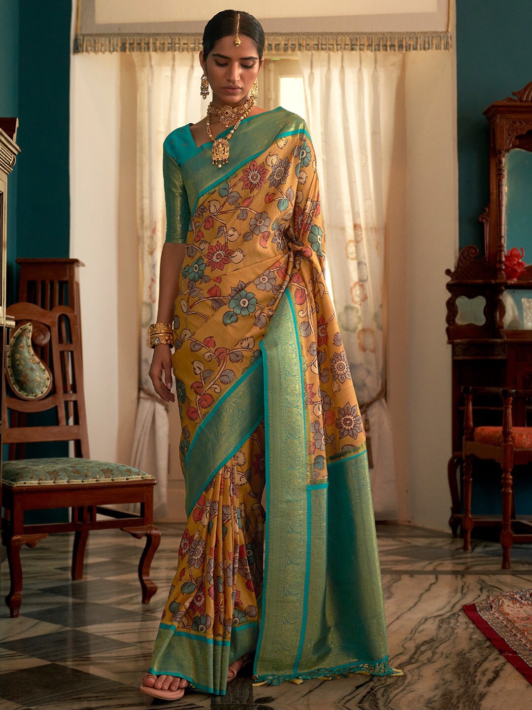 

KARAGIRI Floral Printed Zari Tussar Saree, Beige
