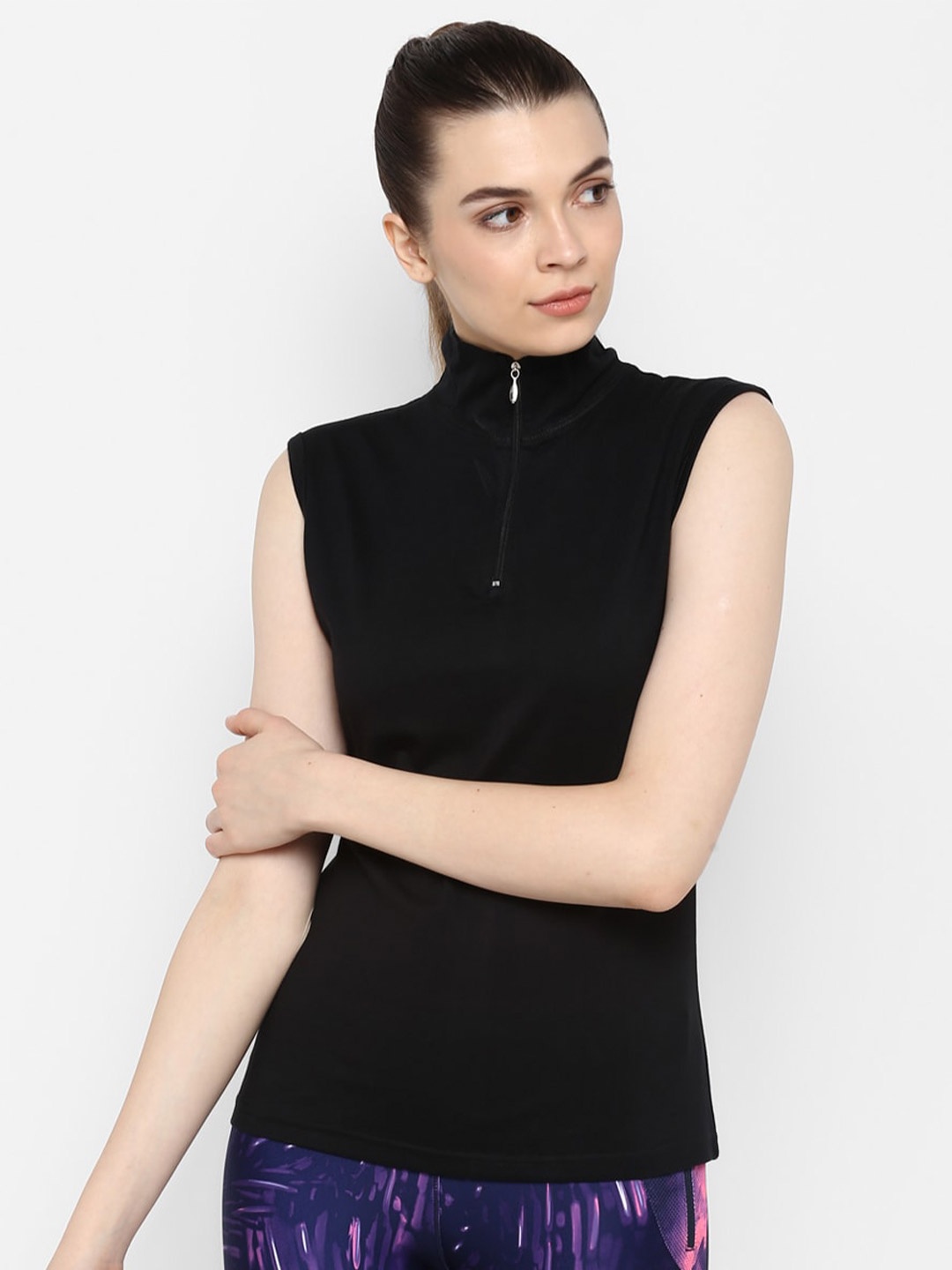 

appulse Women Black Polo Collar Slim Fit T-shirt