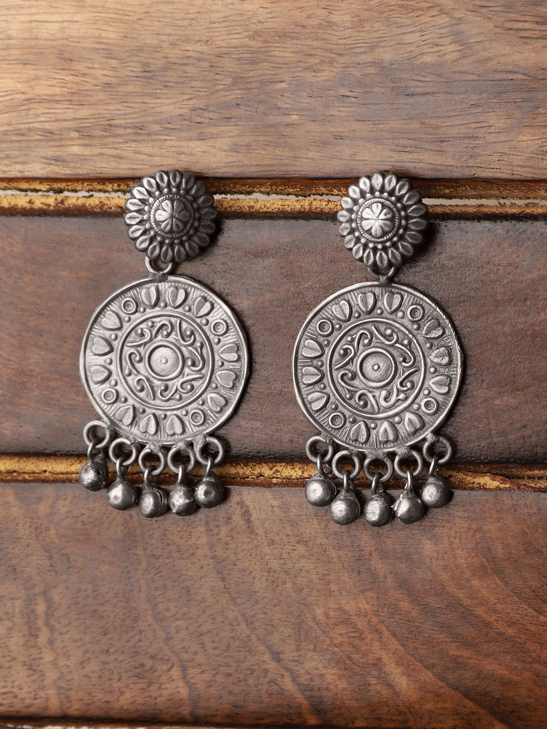 

VENI Silver-Plated Classic Drop Earrings
