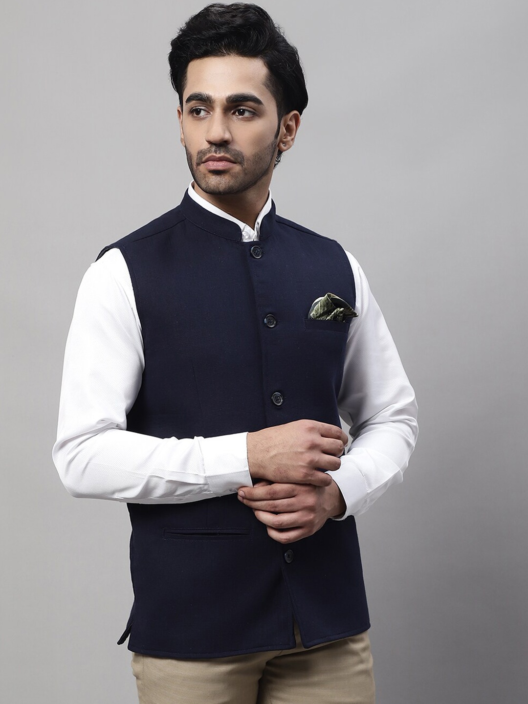 

even Men Woven Mandarin Collar Nehru Jackets With Welt Pockets, Blue