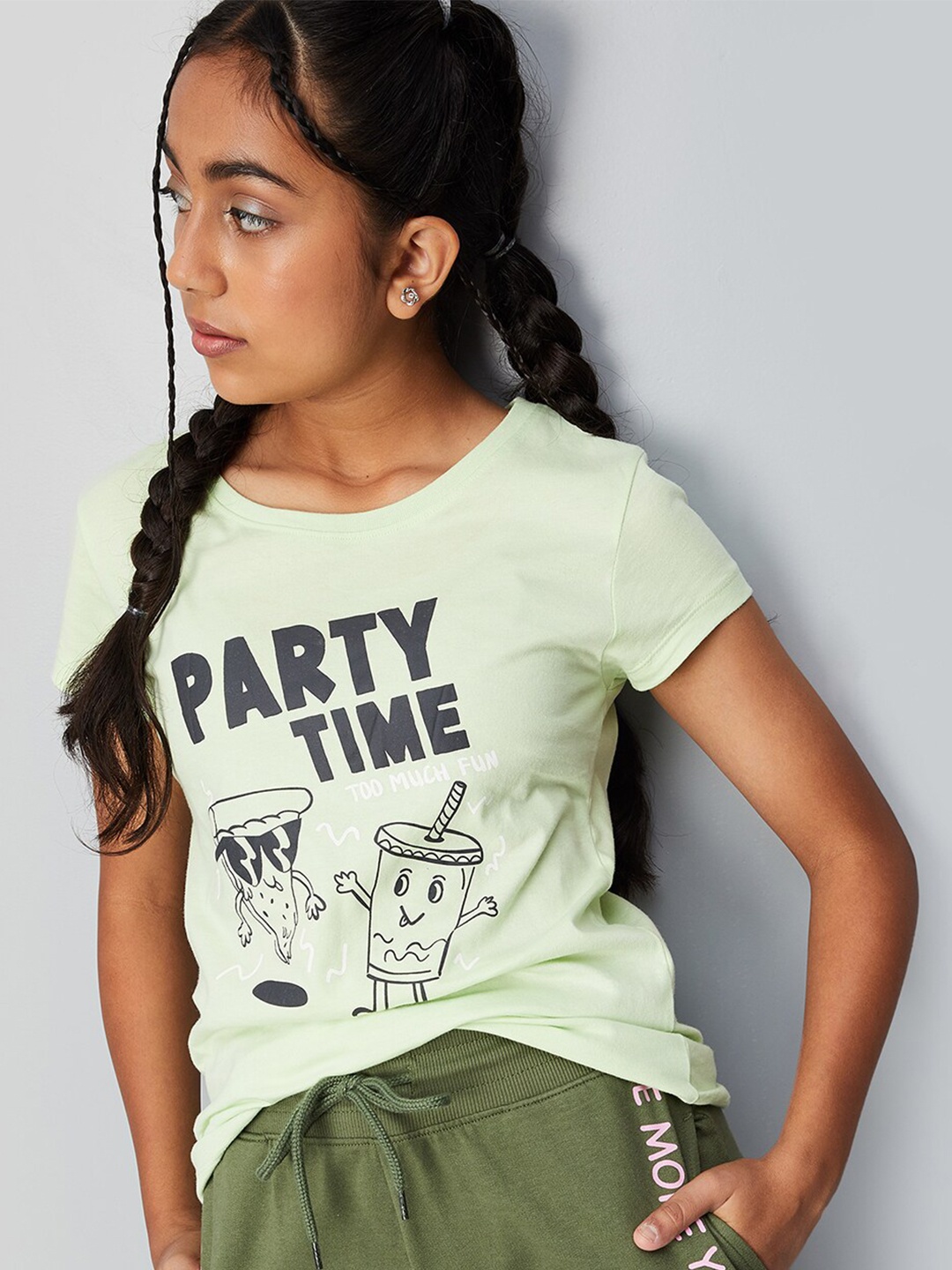 

max Girls Typography Printed Pure Cotton T-shirt, Green