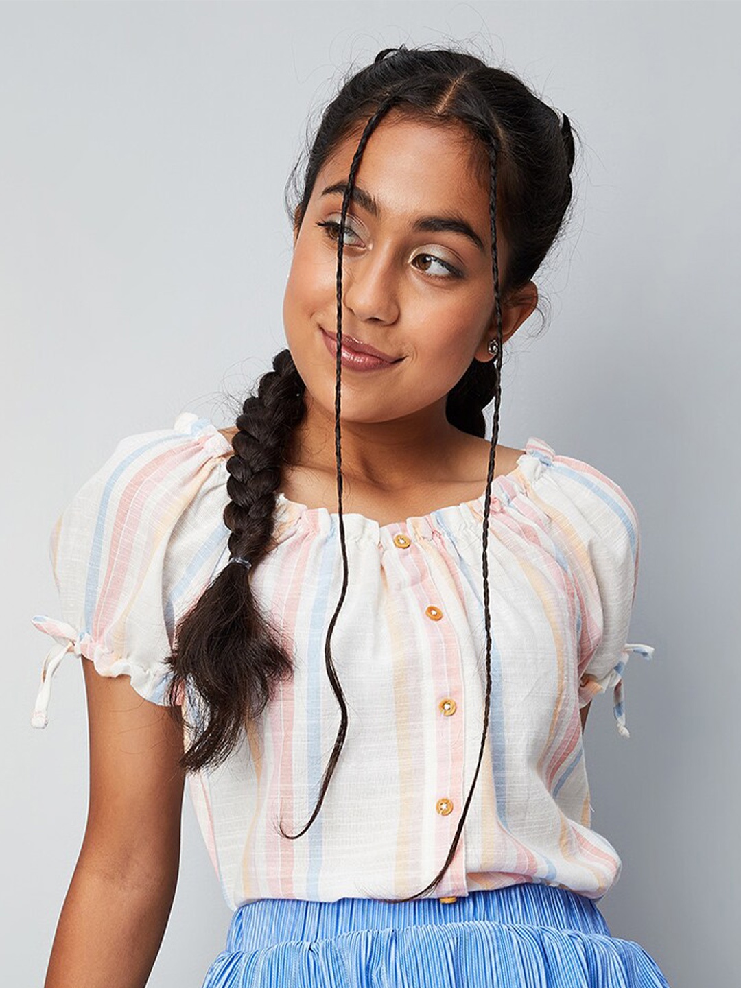 

max Girls Vertical Striped Puff Sleeves Blouson Top, Off white