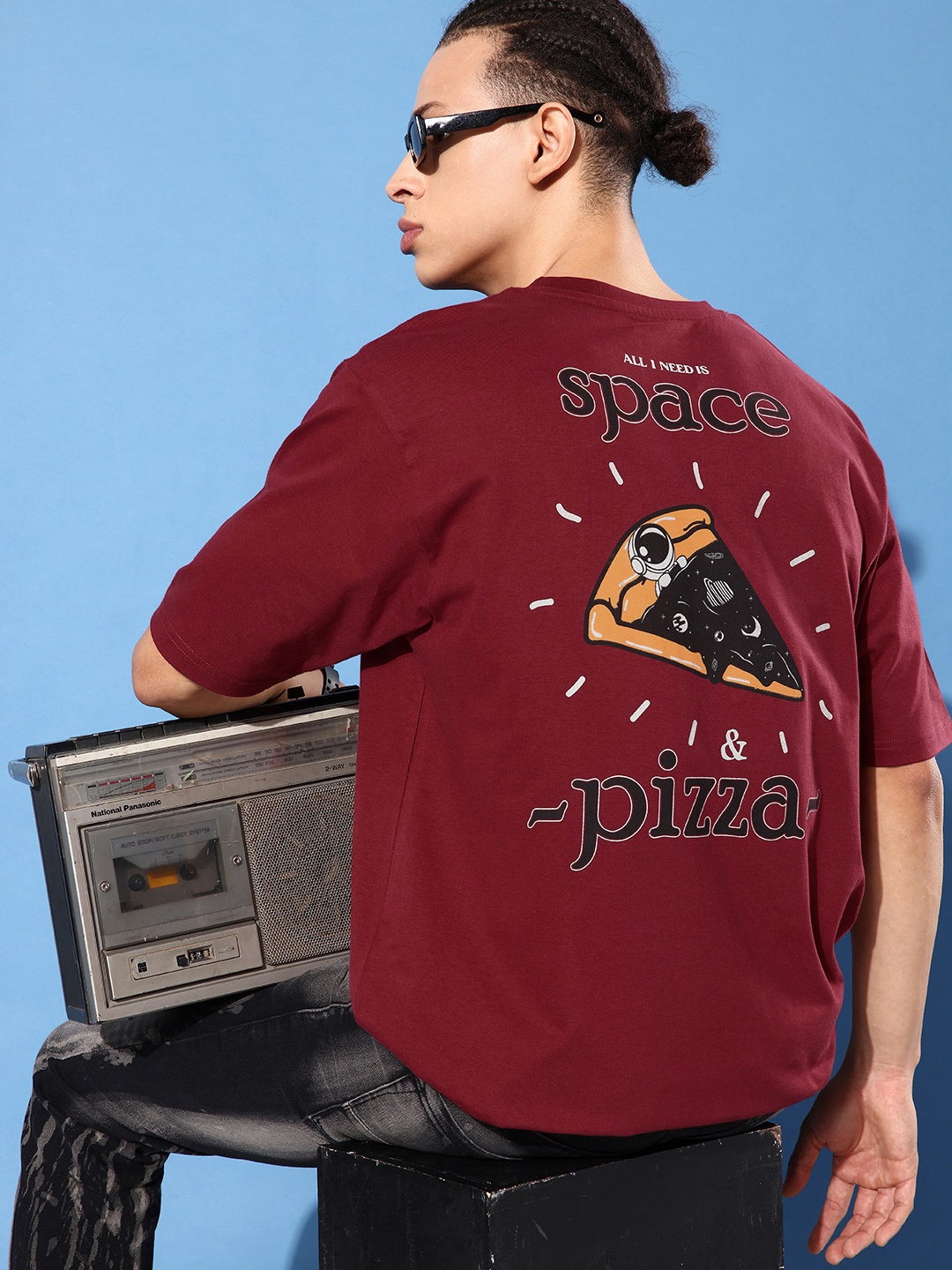 

Difference of Opinion Men Pure Cotton Printed Oversized T-shirt, Maroon