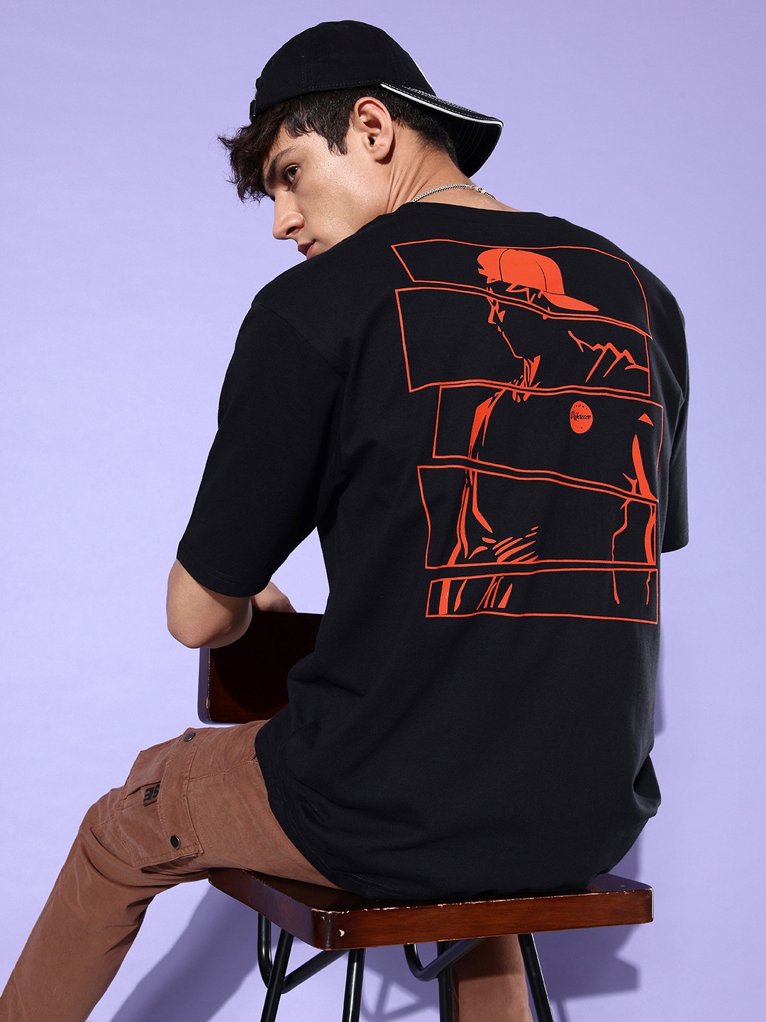 

Difference of Opinion Graphic Printed Oversized T-shirt, Black