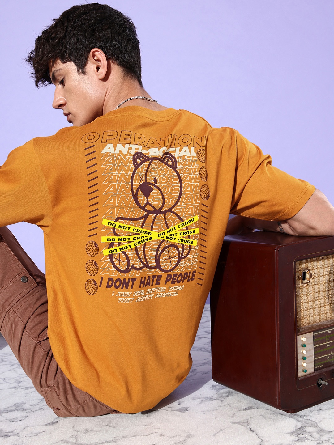 

Difference of Opinion Graphic Printed Oversized T-shirt, Brown