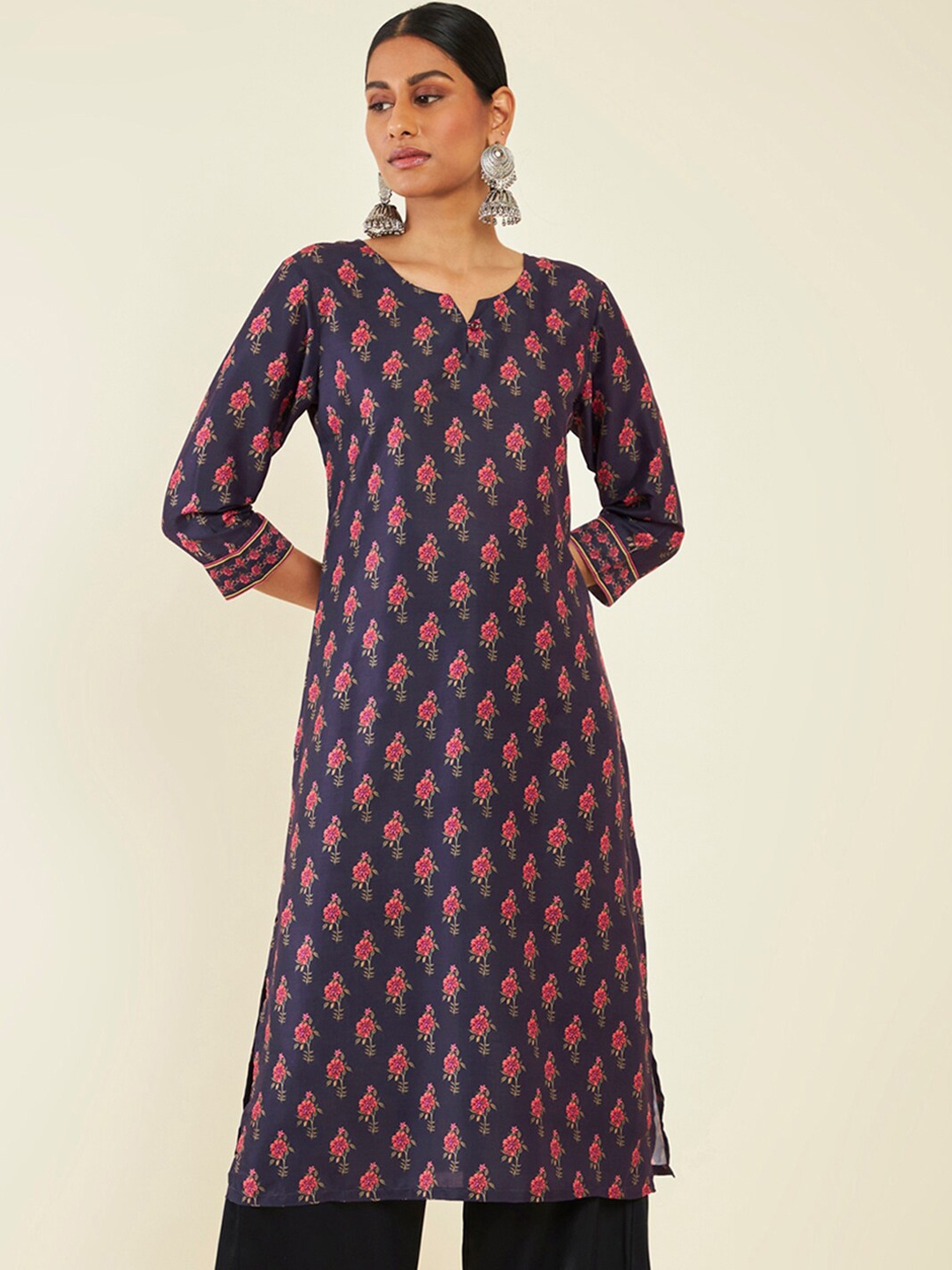 

Soch Floral Printed Notched Neck Straight Kurta, Navy blue