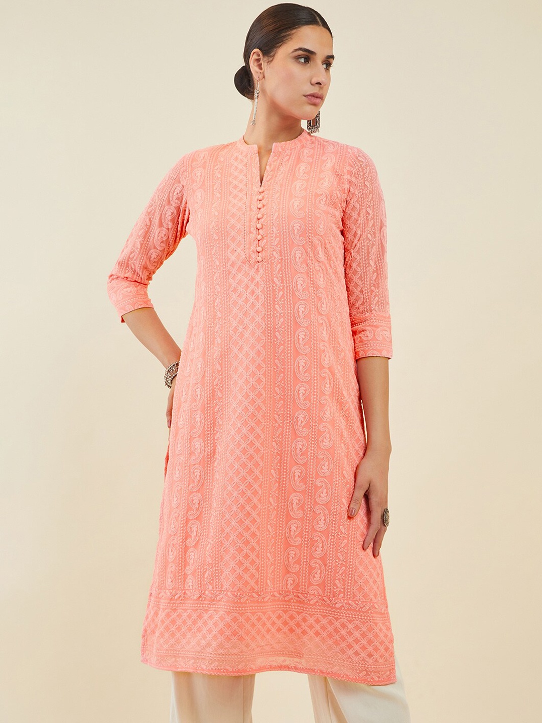 

Soch Floral Embroidered Chickankari Georgette Kurta, Peach