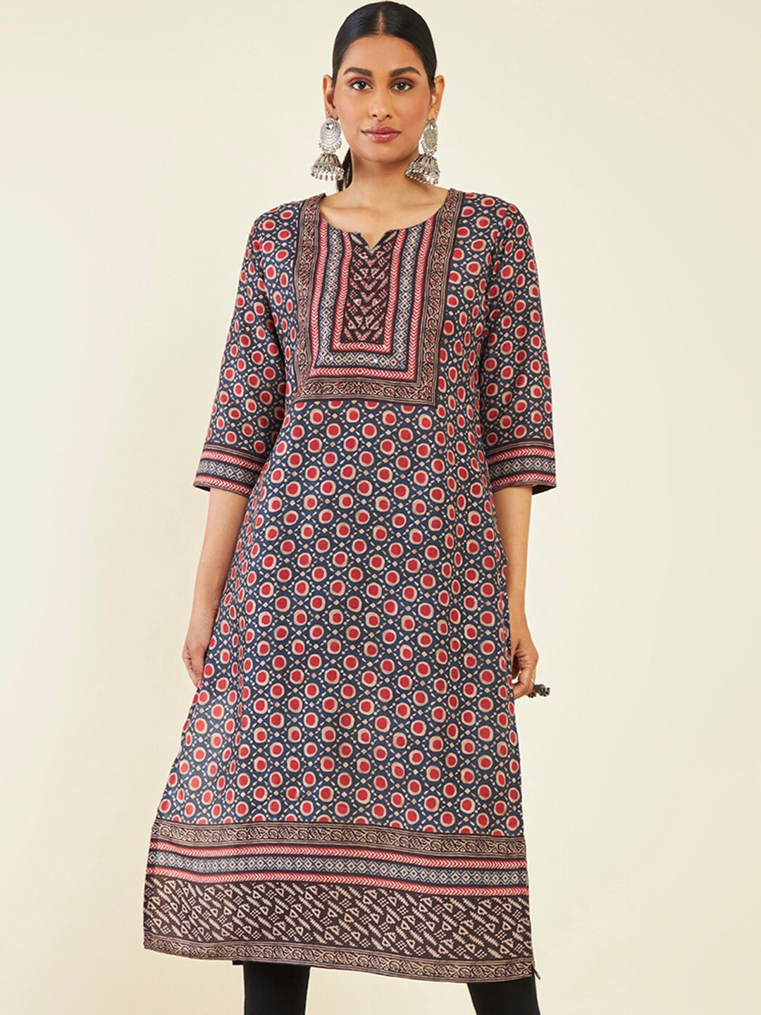 

Soch Geometric Printed Sequinned Notched Neck Straight Kurta, Navy blue