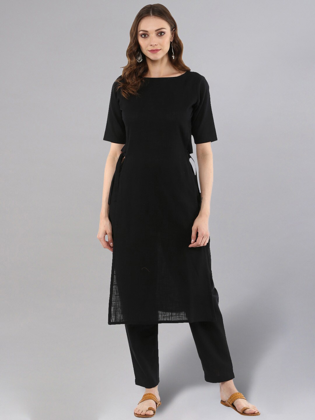 

Idalia Boat Neck Pure Cotton Kurta With Trousers, Black