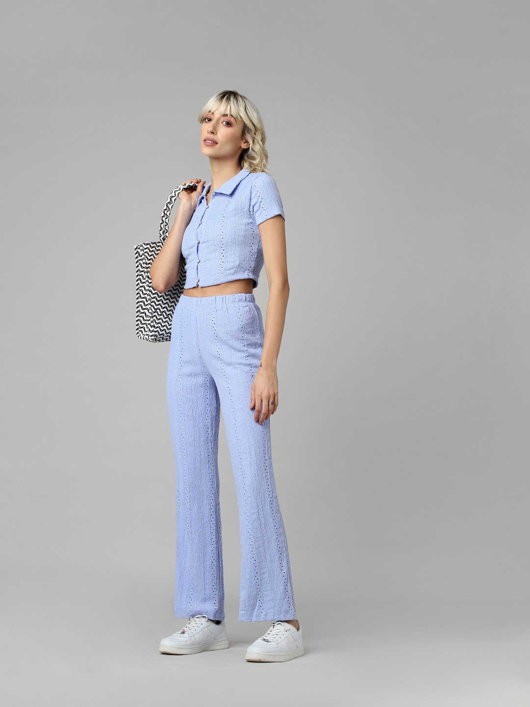 

ONLY Women Straight Fit Cotton High-Rise Trousers, Blue